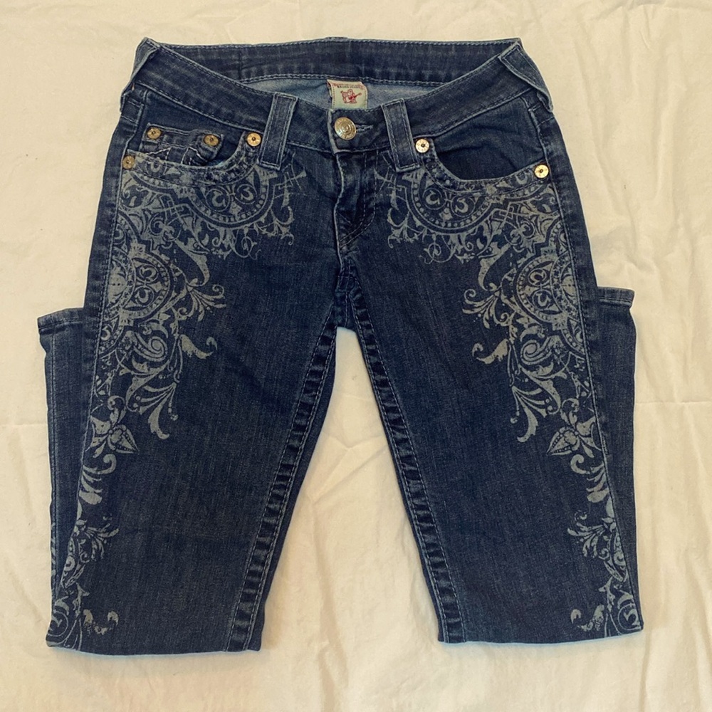 True Religion Cathedral Floral Print
Skinny Low-Rise Cropped Jeans Size 24